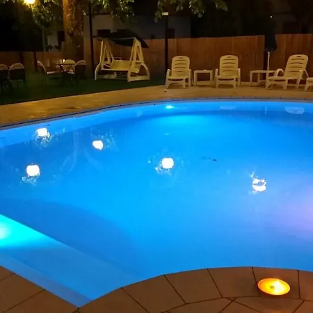 Hotel Caroline 4* Brusimpiano