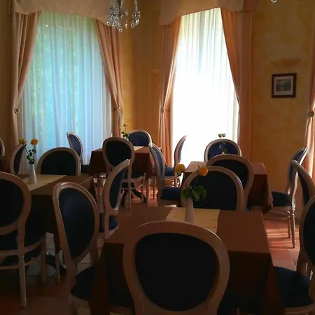 Hotel Hotel Caroline Brusimpiano